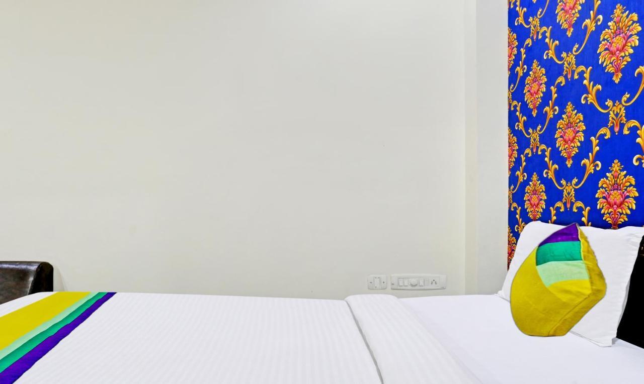 Itsy By Treebo - Ashoka Grand Hotel Varanasi Exterior photo